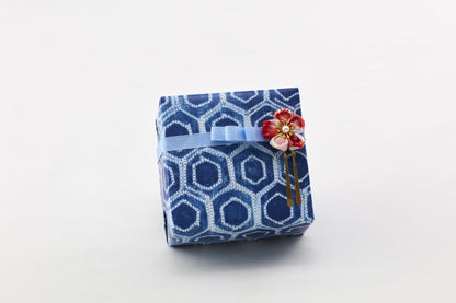 Gift Wrapping Paper 12 sheets - Japanese Shibori