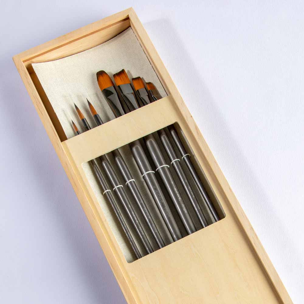 Mont Marte Acrylic Brush Set in box 7pce