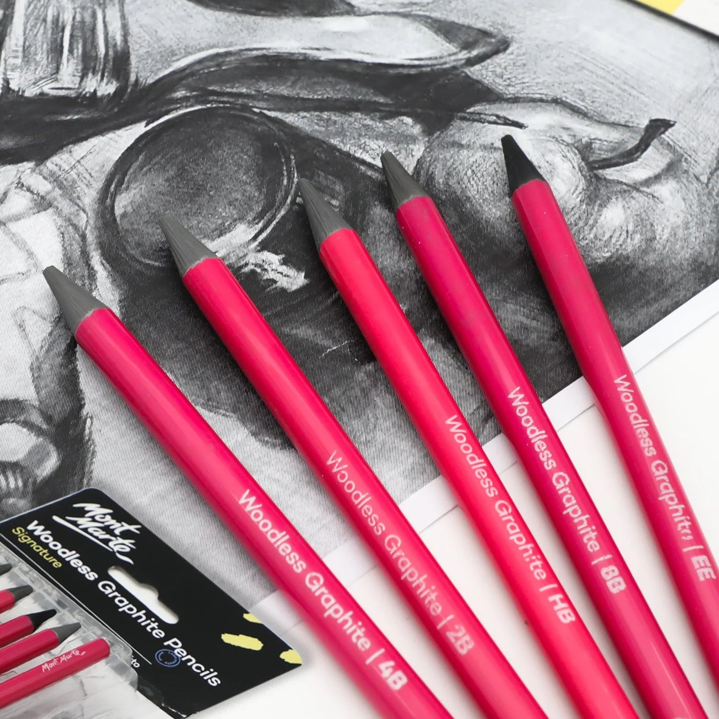 Mont Marte Woodless Graphite Pencils 6pce